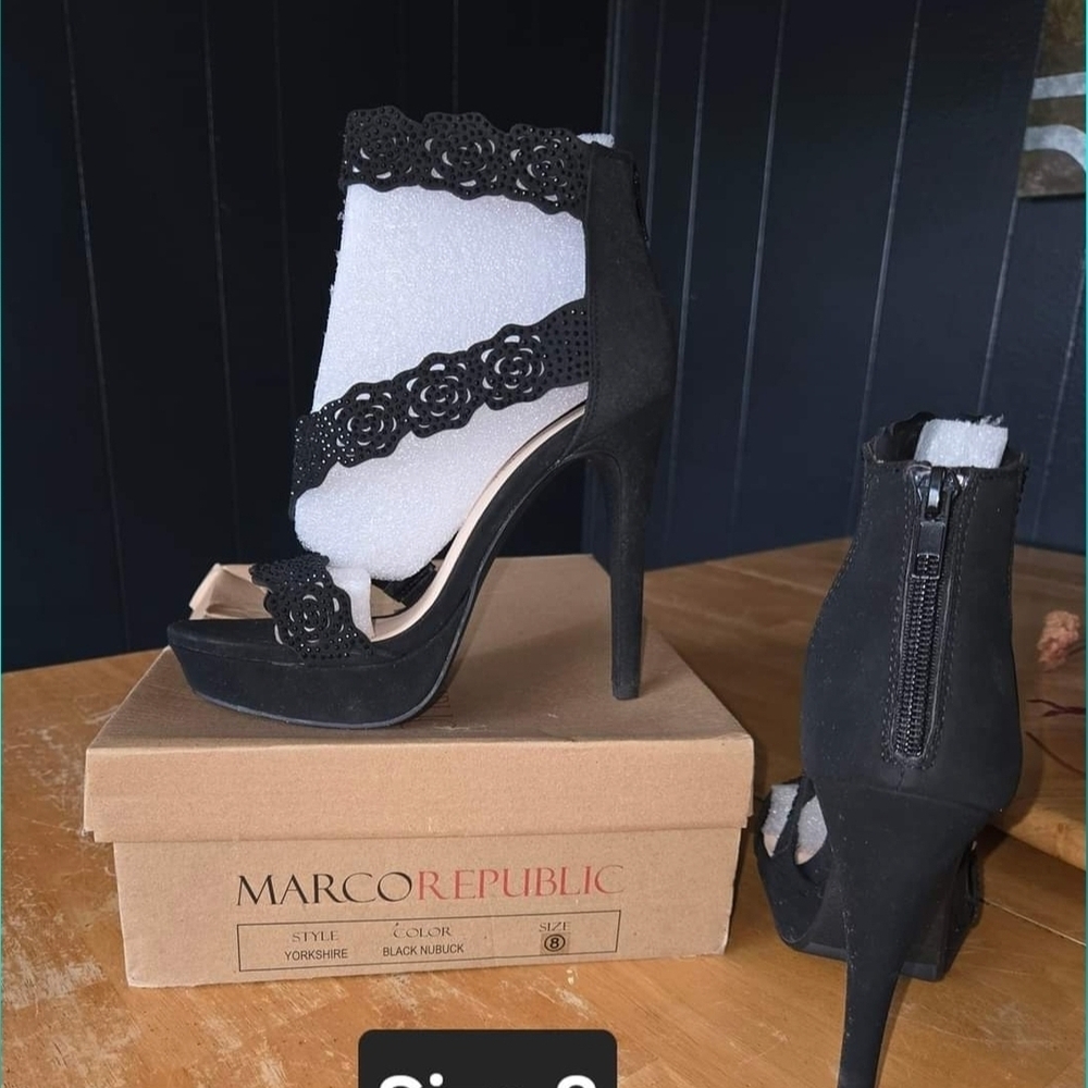 Black Women's Heels